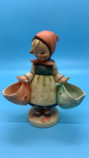 Hummel "Mother's Darling" Figurine, Hum 175,