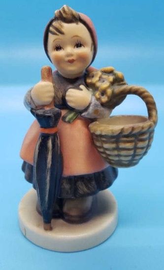 Hummel "On Holiday" Figurine, Hum 350