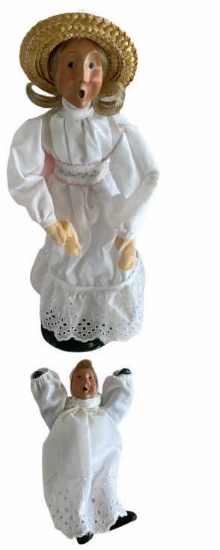 Byers' Choice1992 "The Carolers" Mother &