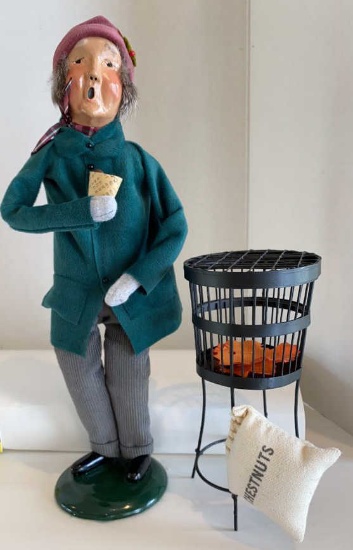 Byers' Choice 1993 "The Carolers" Figurine -