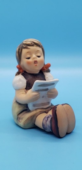 Hummel "Girl With Sheet of Music", Hum 389