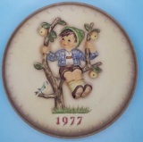 Hummel Hand-Painted 1977 7th Annual Hanging