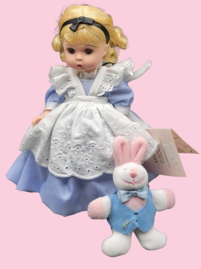 Madame Alexander "Alice in Wonderland" 30665