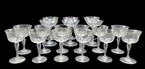 (12) Wine, (6) Hollow Stem Champagne "Wheat" by