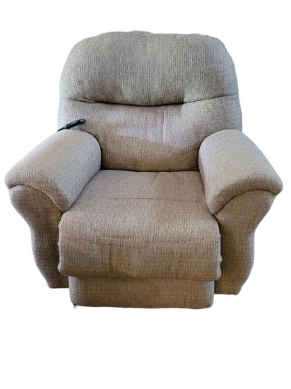 Best Home Furnishings Upholstered Reclining Lift