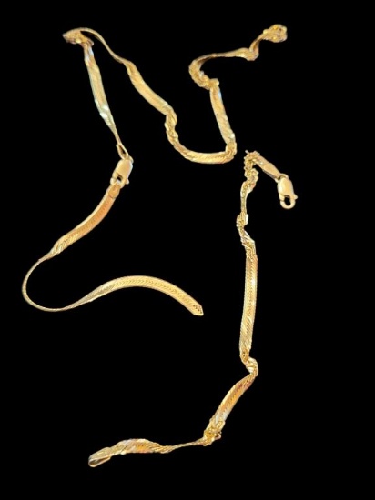 (2) 14kt Gold Items-Damaged - 10 Grams