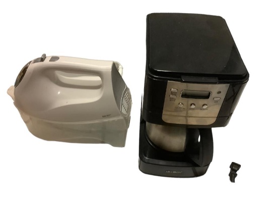 (2) Small Kitchen Appliances: Hamilton Beach