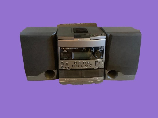 PIONEER Stereo CD deck receiver XR-P17OC with