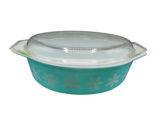 Vintage Pyrex Turquoise Snowflake Casserole Dish
