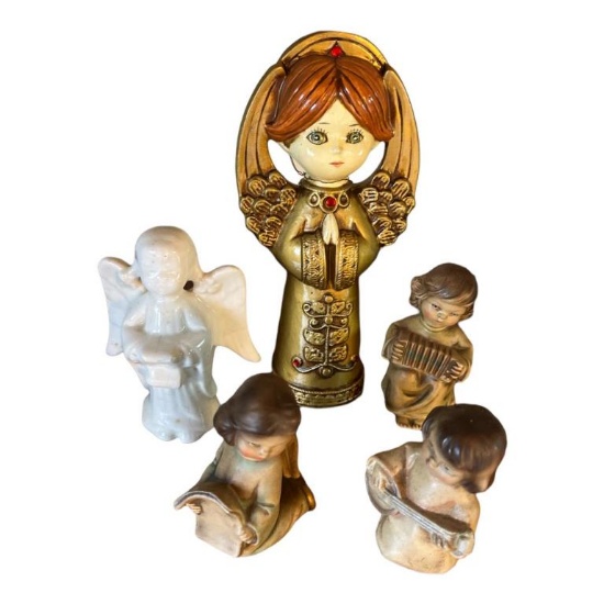 Assorted Angel Figurines: Vintage Paper Mache