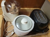 (3) Small Kitchen Appliances: B/D Toaster, Rival