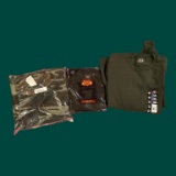 (2) Men’s 2XL Camo Short Sleeve T Shirts New, (