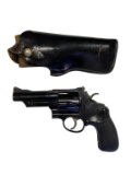 Smith and Wesson 44 Magnum, Model 29-2, 4
