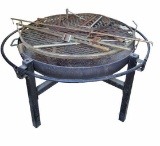 Round Outdoor Grill with Cover