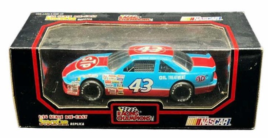 Racing Champions 1/24 Die Cast #43 STP Richard