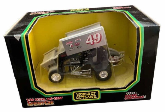Racing Champions 1/24 Die Cast Sprint Car World