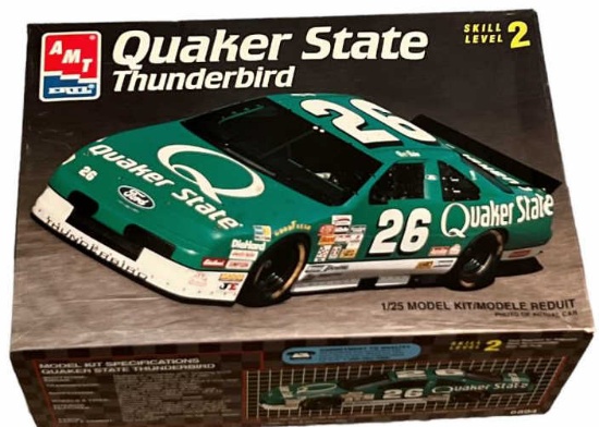 AMT Ertl 1/25 Model Kit Quaker State Thunderbird