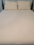 Queen Cotton Matelasse Bedspread and (2) Shams