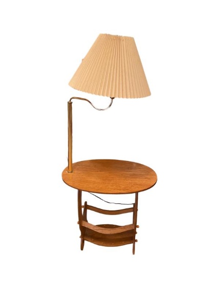 Oval Lamp Table--Spindles on Bottom missing--