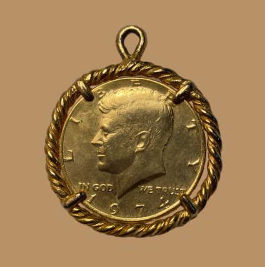1974 Gold Plated John F, Kennedy Half Dollar in