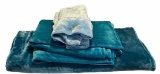 Blanket, Throw, (2) Pillow Cases