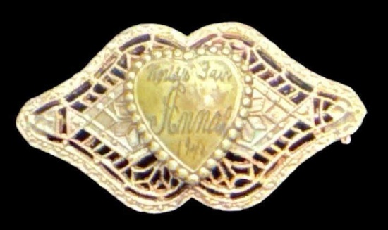 Gold Plated Pin engraved "World's Fair Anna 1941"