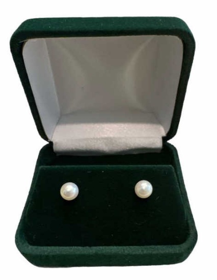 Cultured Pearl Pierced Earrings with 14 Kt Yellow