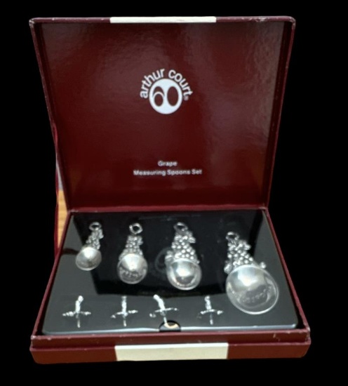 Arthur Court Grape Measuring Spoon Set NIB