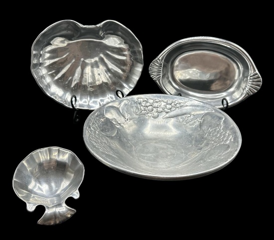 (4) Pieces of Wilton Armetale:  12 5/8" Round