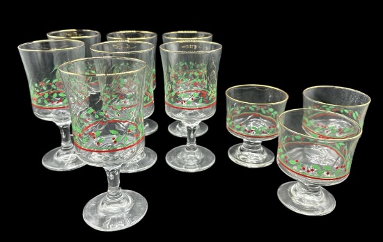Arby's Christmas Holly Berry Glasses with Gold Rim: