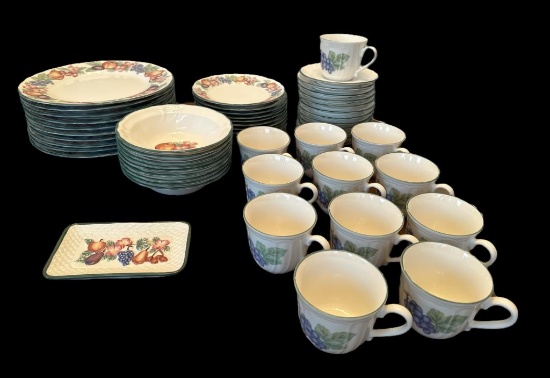 Set of Epoch Market Day China: