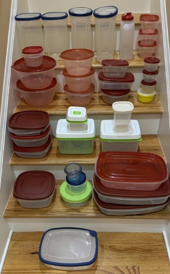 Assorted Rubbermaid Storage Containers