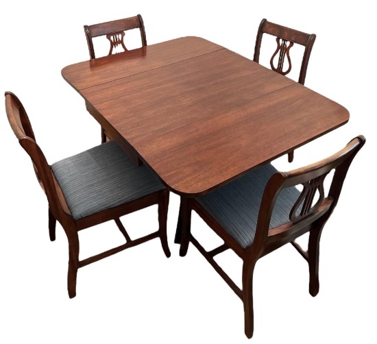 Mahogany Sheraton-Style Drop-Leaf Dining Table