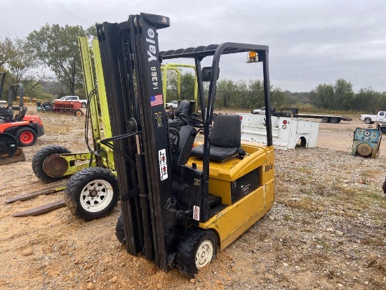 FORKLIFT YALE (SALVAGE)