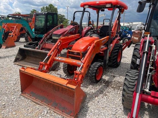 KUBOTA B26 TLB