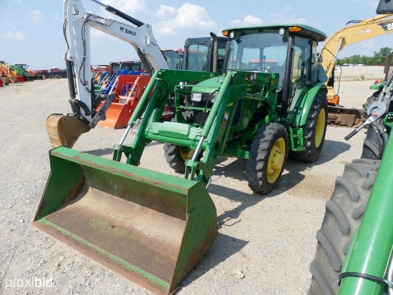 JOHN DEERE 5055E
