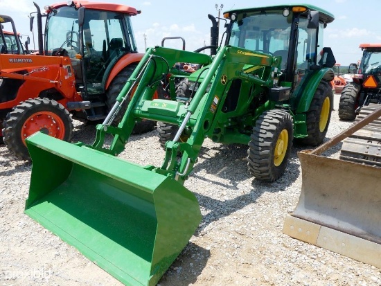 JOHN DEERE 5075E