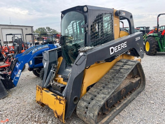 JOHN DEERE 333E