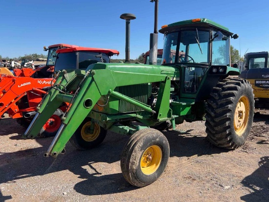 JOHN DEERE 4240