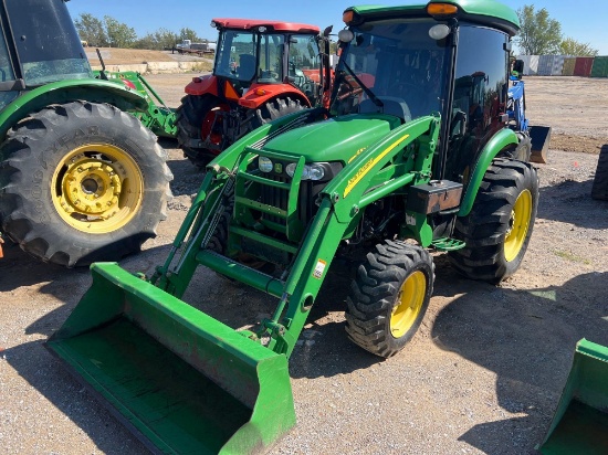 JOHN DEERE 4520