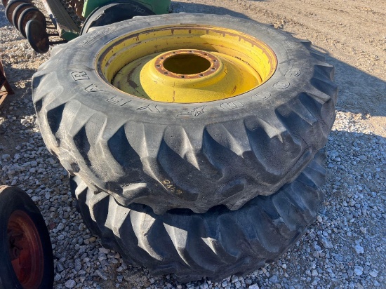 SET OF JOHN DEERE DUALS