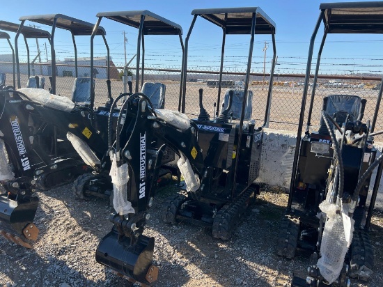 AGT QS12R MINI EXCAVATOR