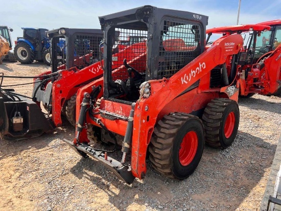 KUBOTA SSV75 SKID STEER