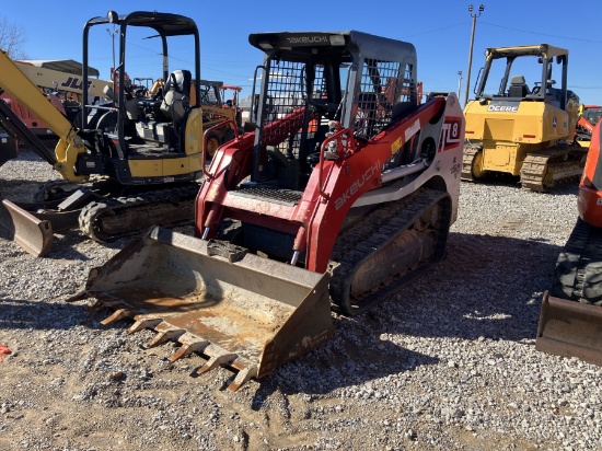 TAKEUCHI TL8 SKIDSTEER