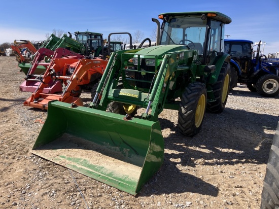 JOHN DEERE 5085E