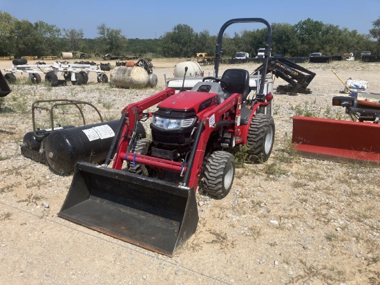 MHNDRA MAX 24 4WD LDR 520HRS SALVAG