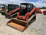 KUBOTA SVL75-2 SKID STEER