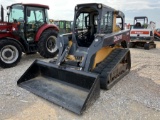 JOHN DEERE 333E SKID STEER
