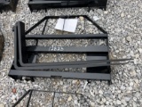 SET OF PALLET FORK AND FRAME