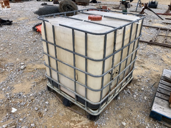 WATER TANK ON PALLET